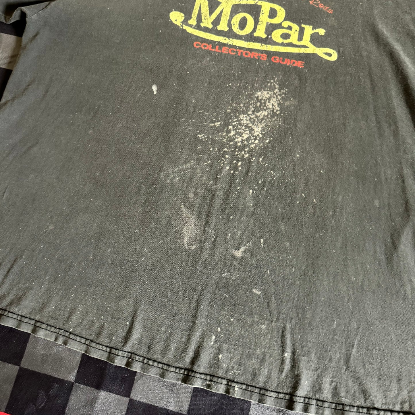 Mopar Muscle Cars Pin-Up Girl Distressed T Shirt