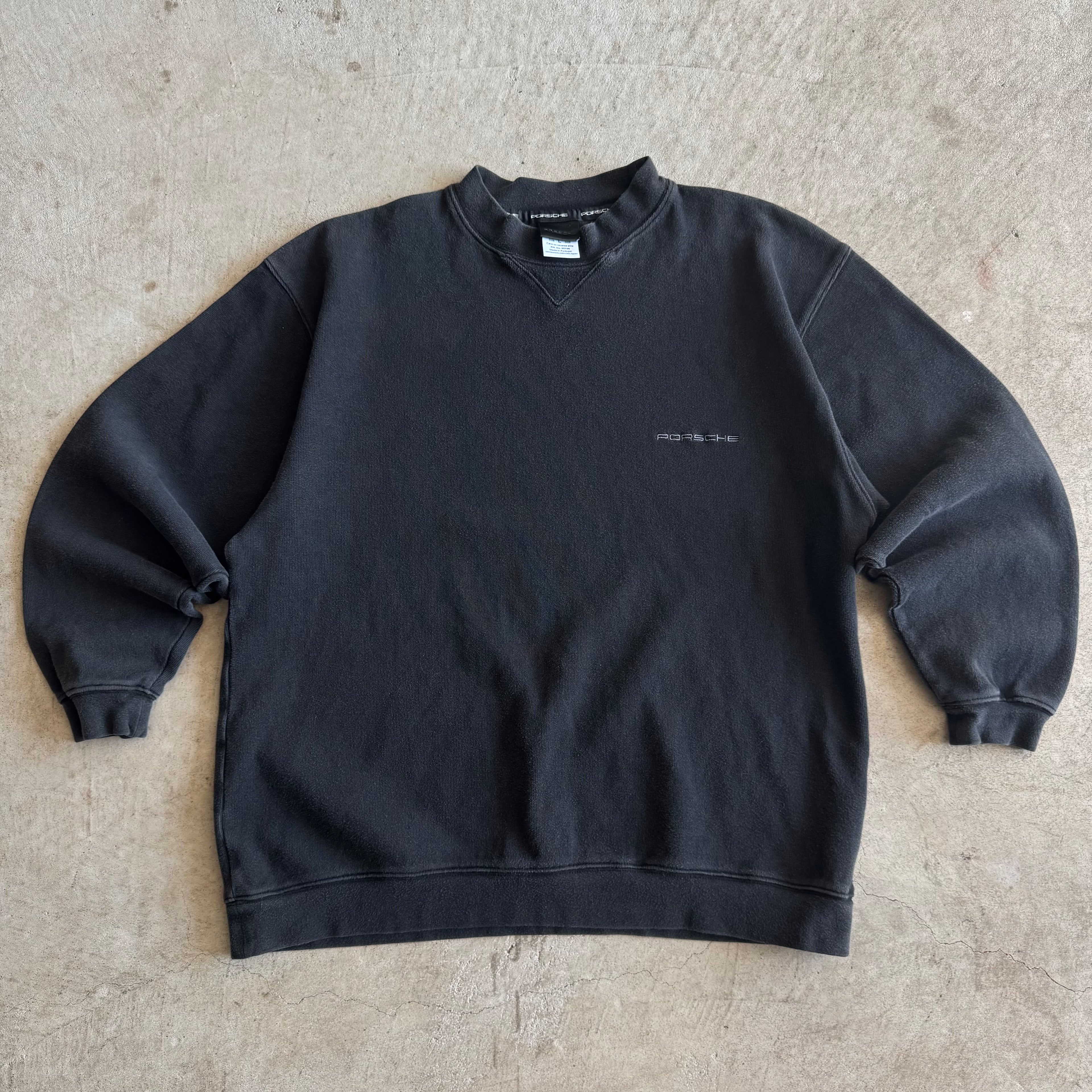 90s Porsche Selection Embroidered White Spellout Crewneck Sweater (L)
