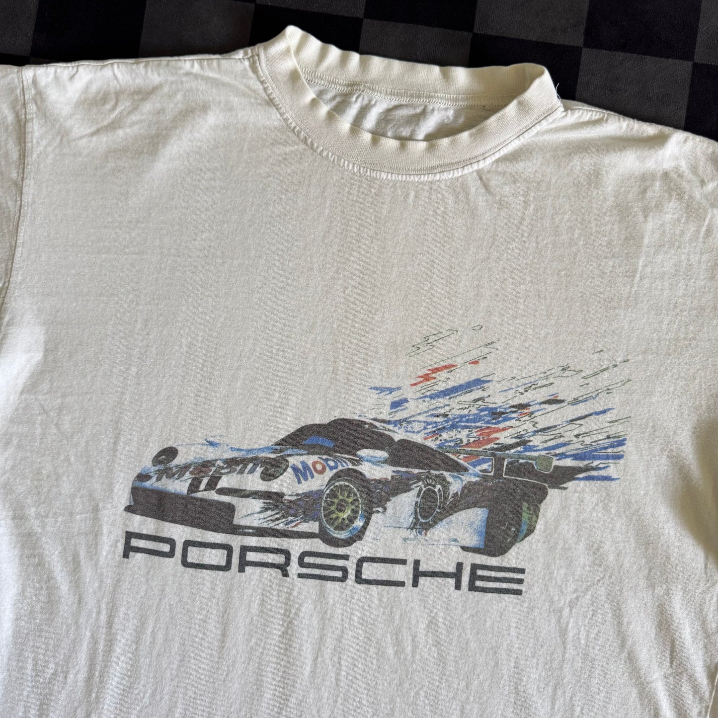 Vintage 90s Porsche 911 GT1 Mobil 1 White T Shirt Medium