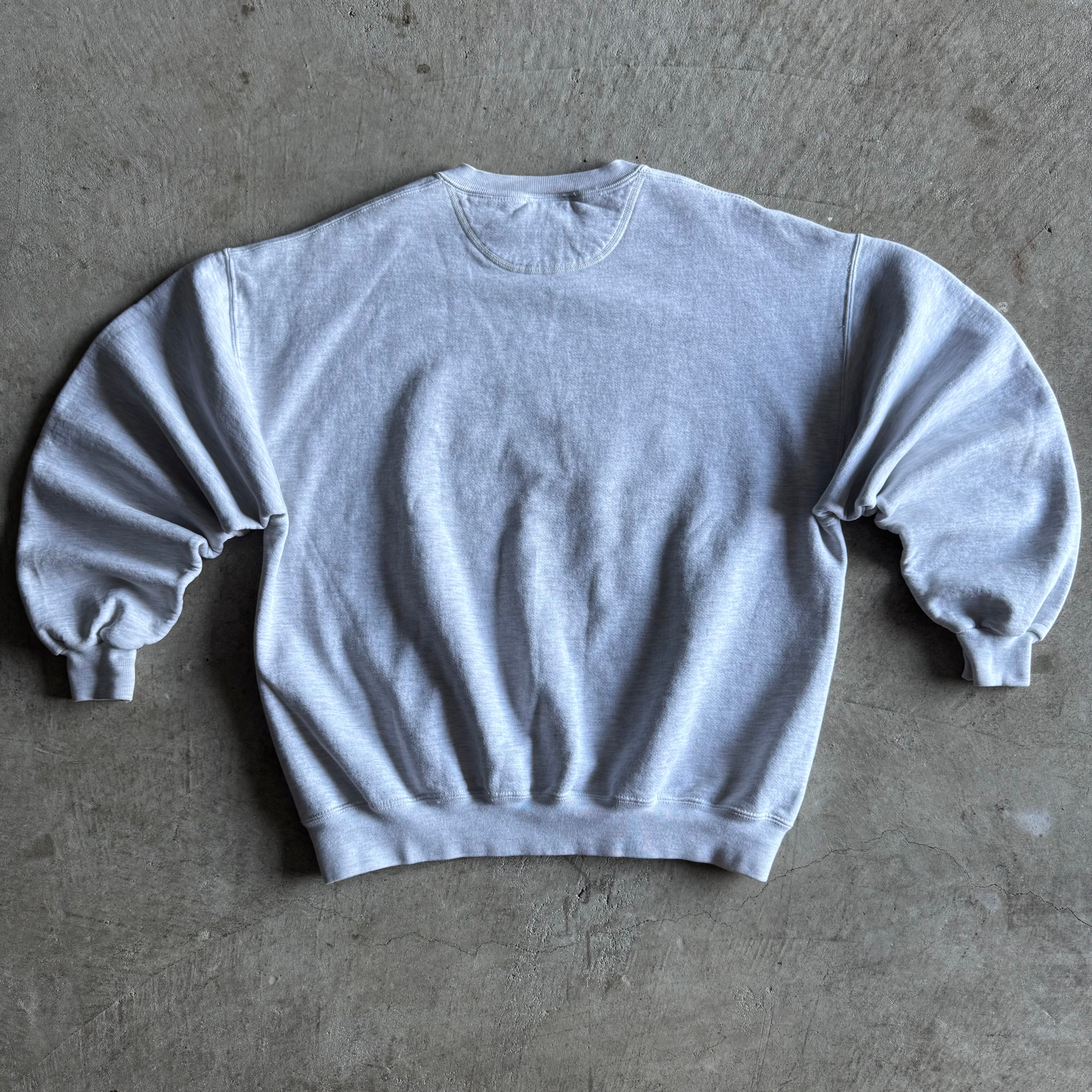 Vintage Benetton Formula 1 F1 Racing Team Grey Crewneck Sweater Size XL