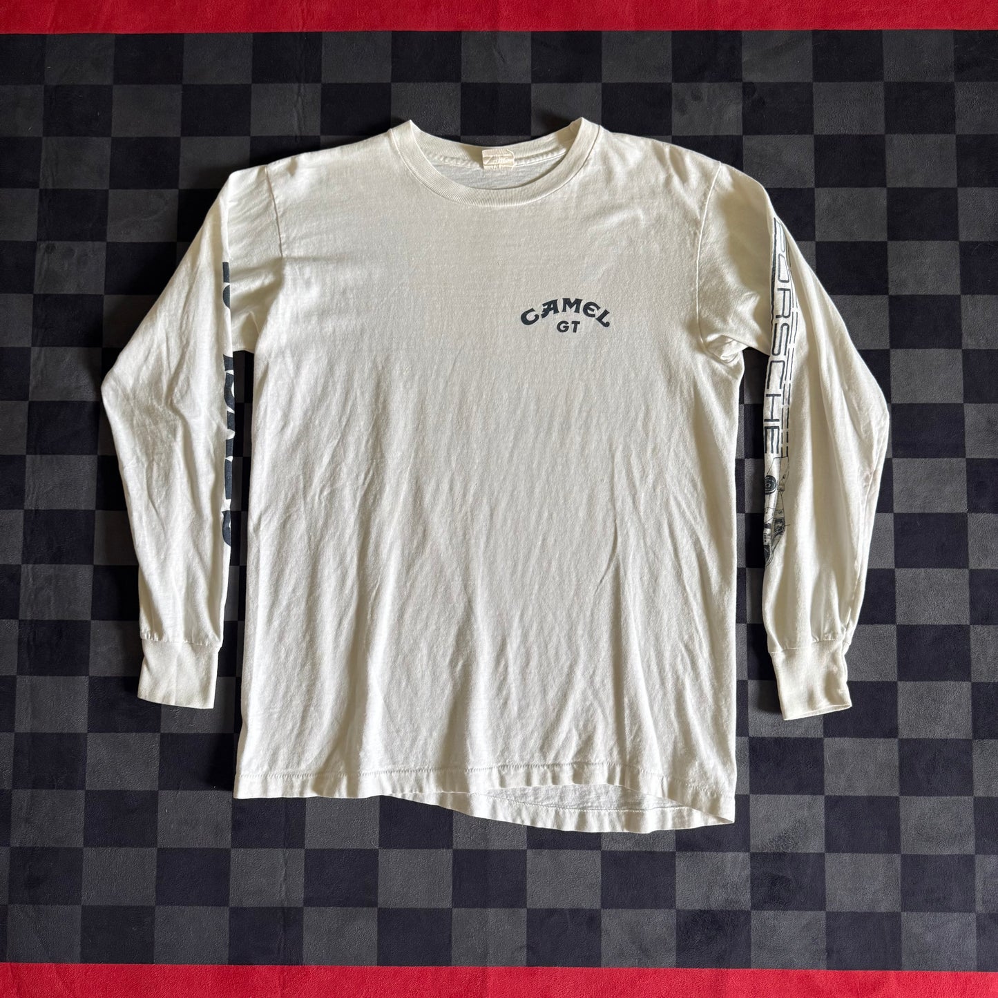 Vintage 80s Porsche Camel GT Le Mans T-Shirt Longsleeve Large