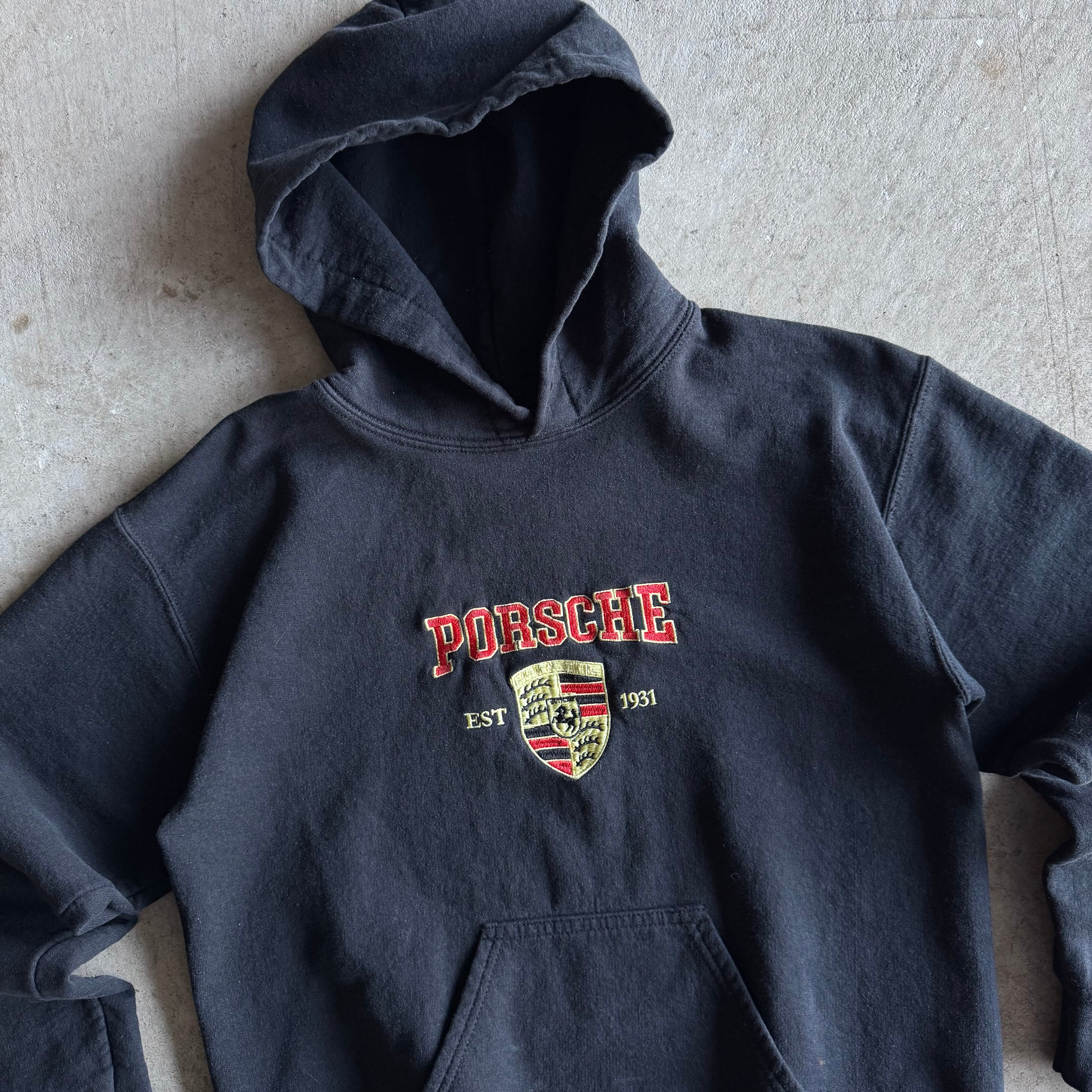 90s Porsche Embroidered Hooded Pullover (S)