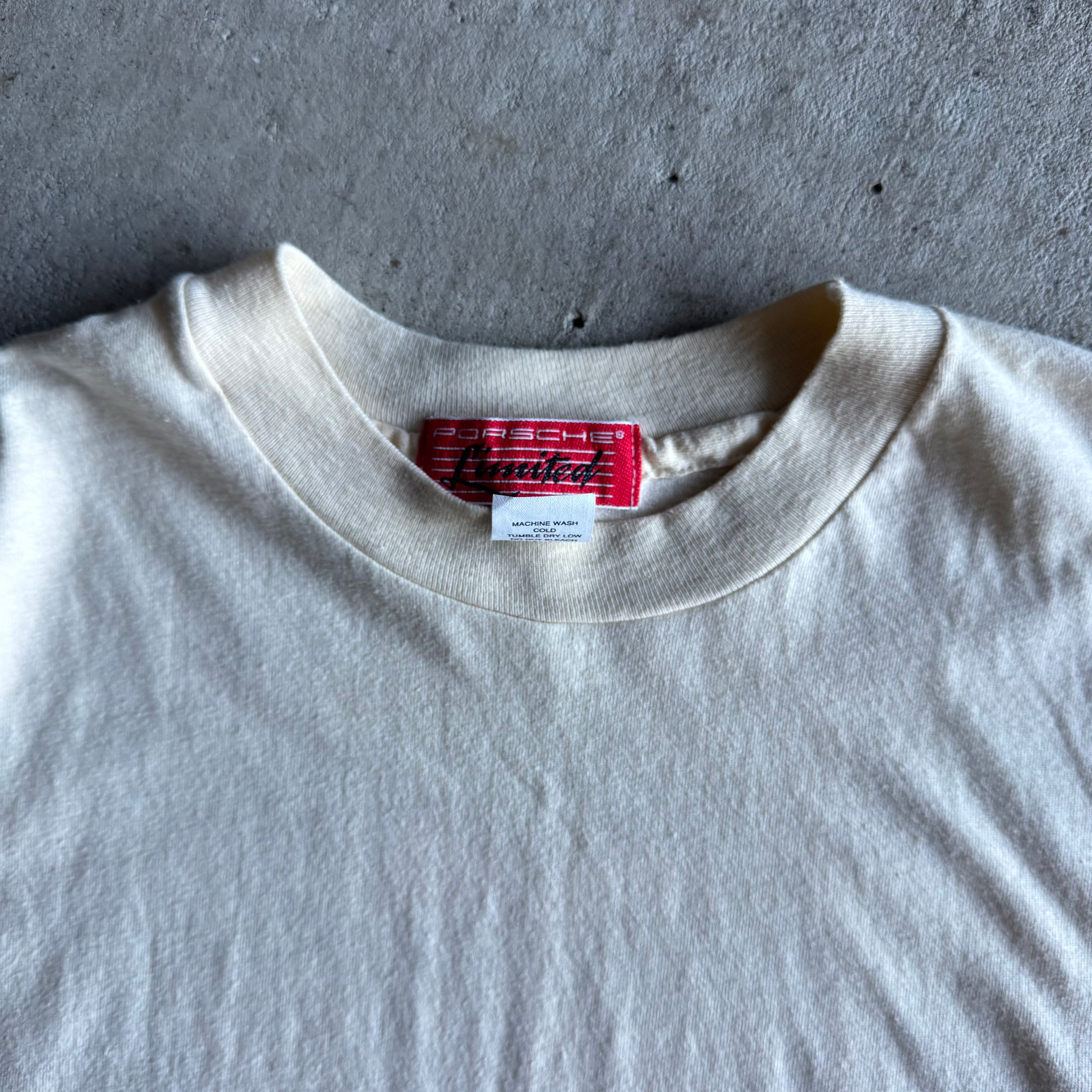 80s Porsche Limited Rally Paris Dakar Beige Victory Poster T Shirt (XL)