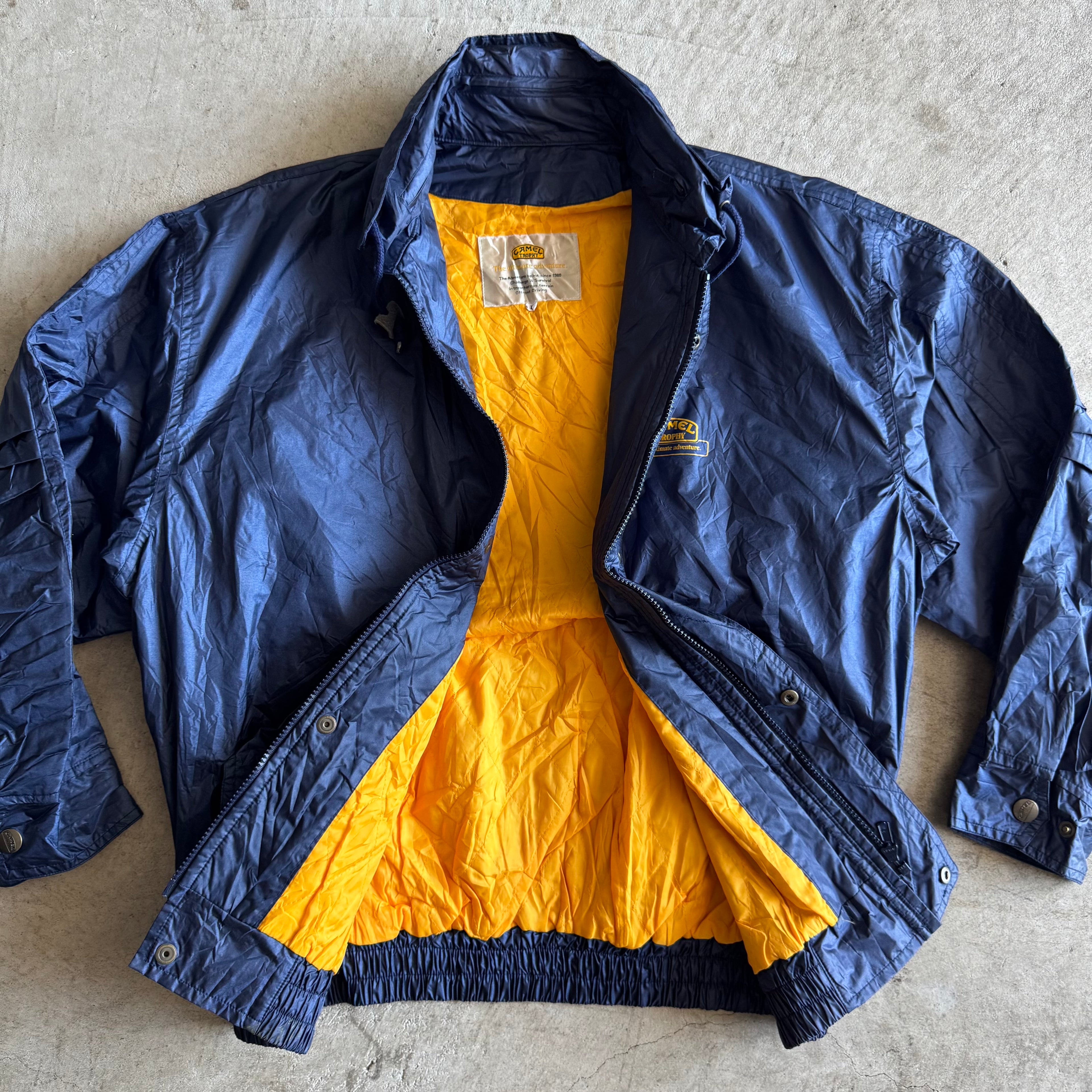 90s Camel Trophy Adventure Gear Navy Outerwear Coat Jacket (M)