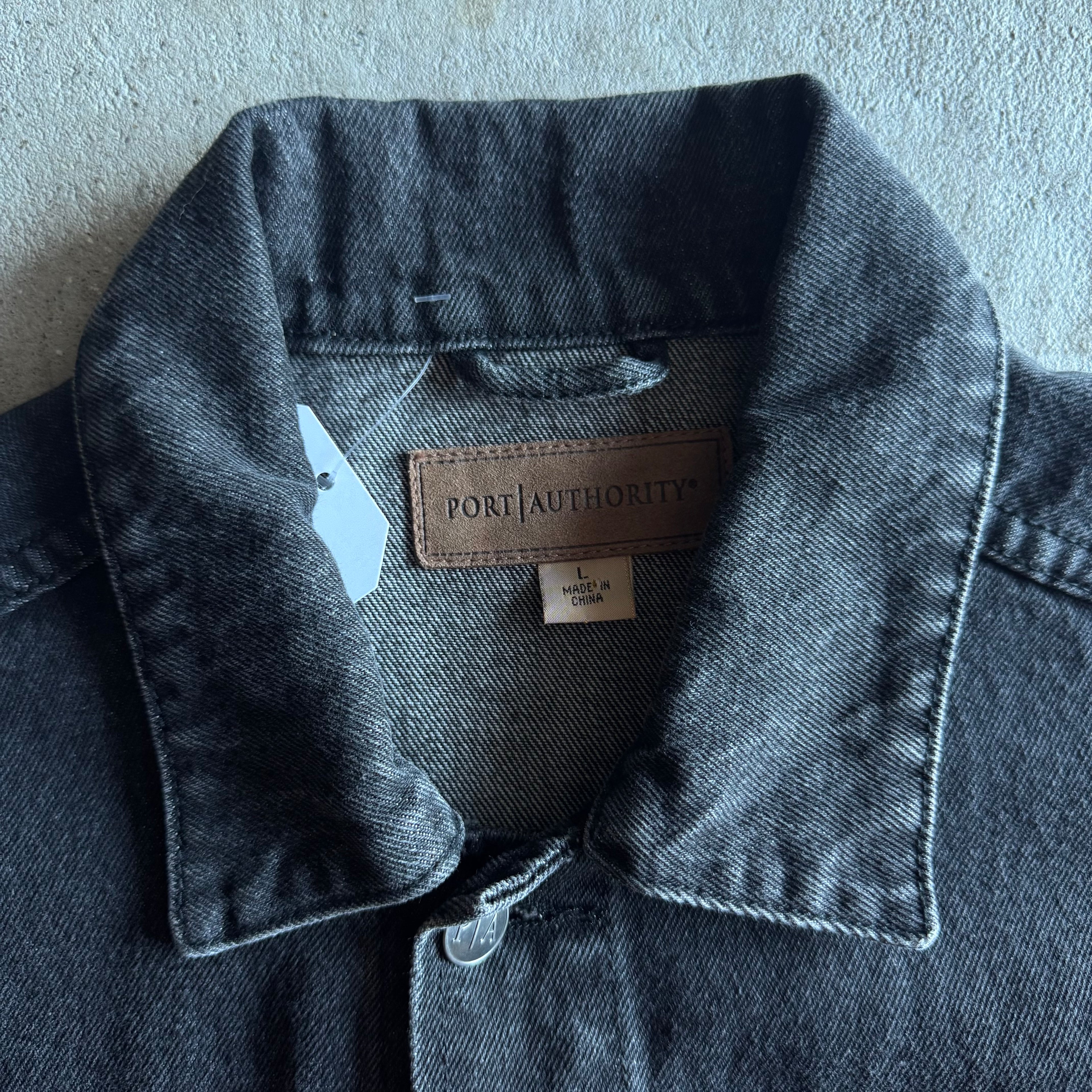 Vintage Yokohama Motorsports Embroidered Black Denim Jean Jacket Size Large