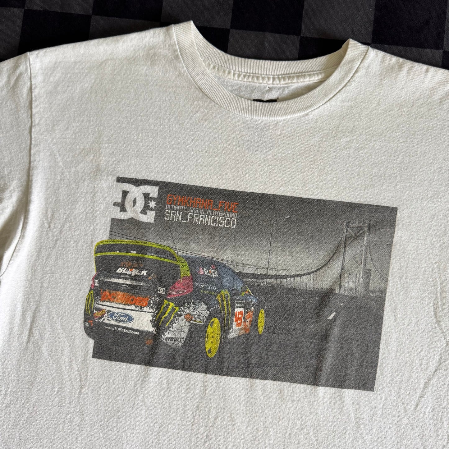 2012 Gymkhana 5 Ken Block Ford Fiesta DC Shoes White T Shirt Medium