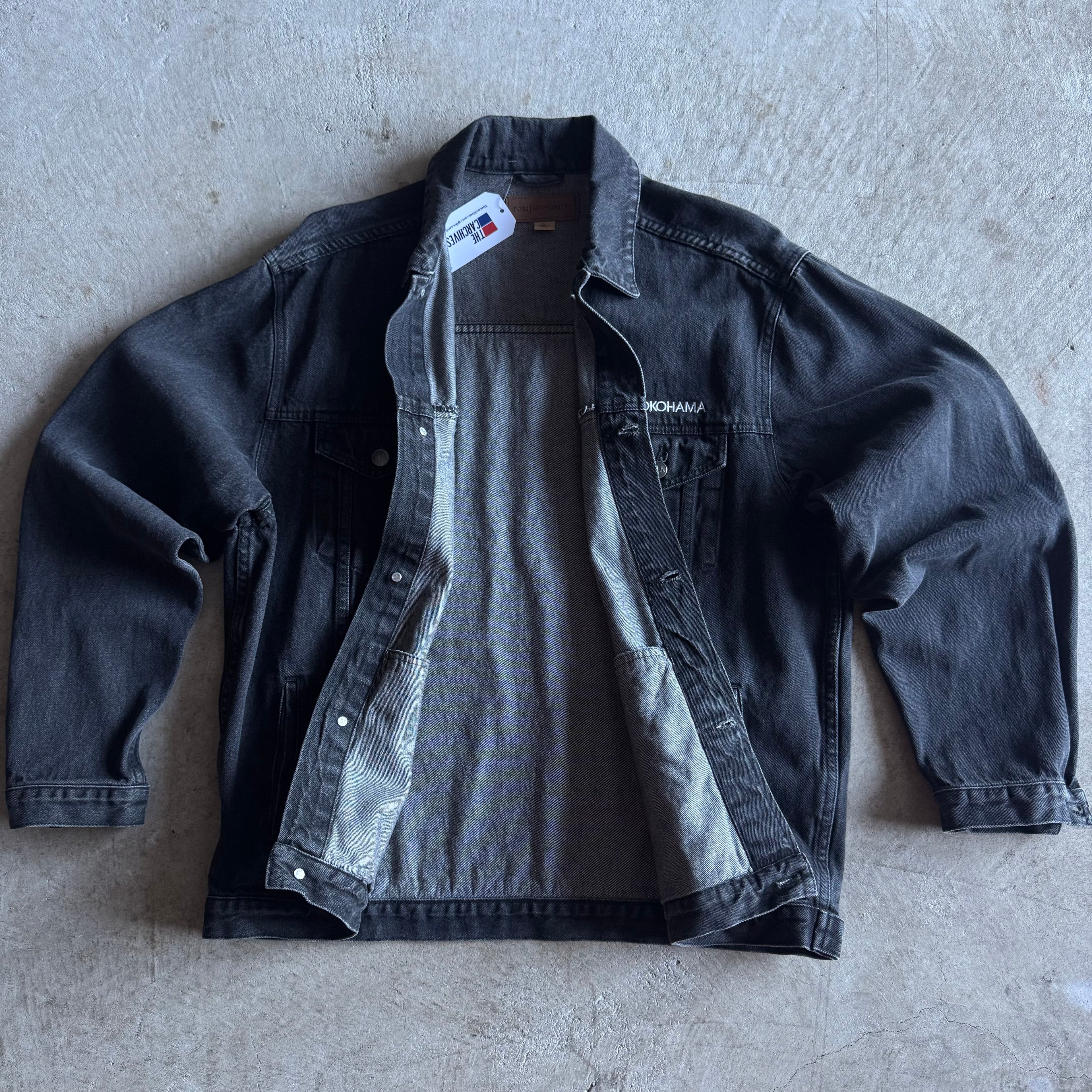 Vintage Yokohama Motorsports Embroidered Black Denim Jean Jacket Size Large