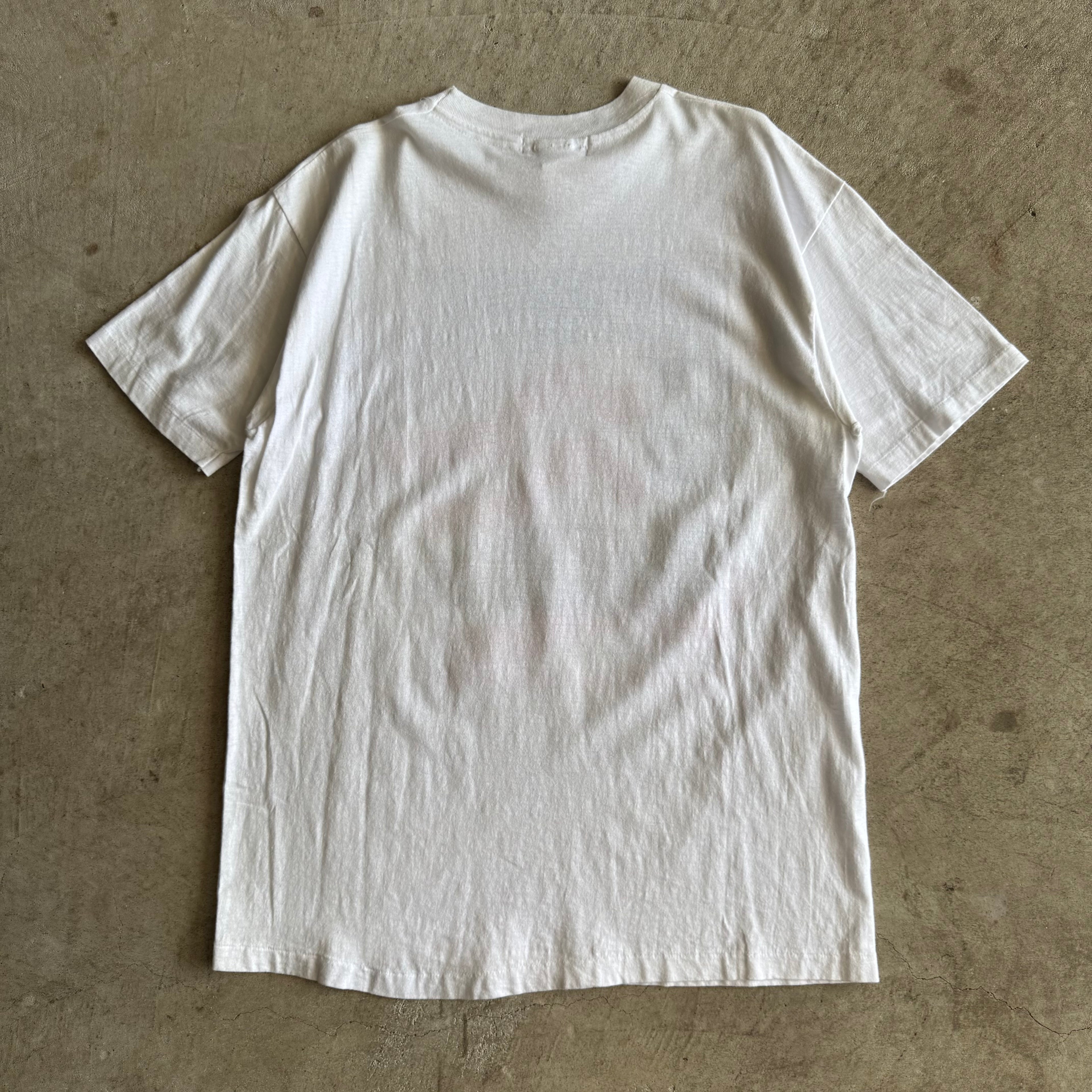 80s Porsche Limited 12 Hours of Sebring White Victory Poster T Shirt (XL)