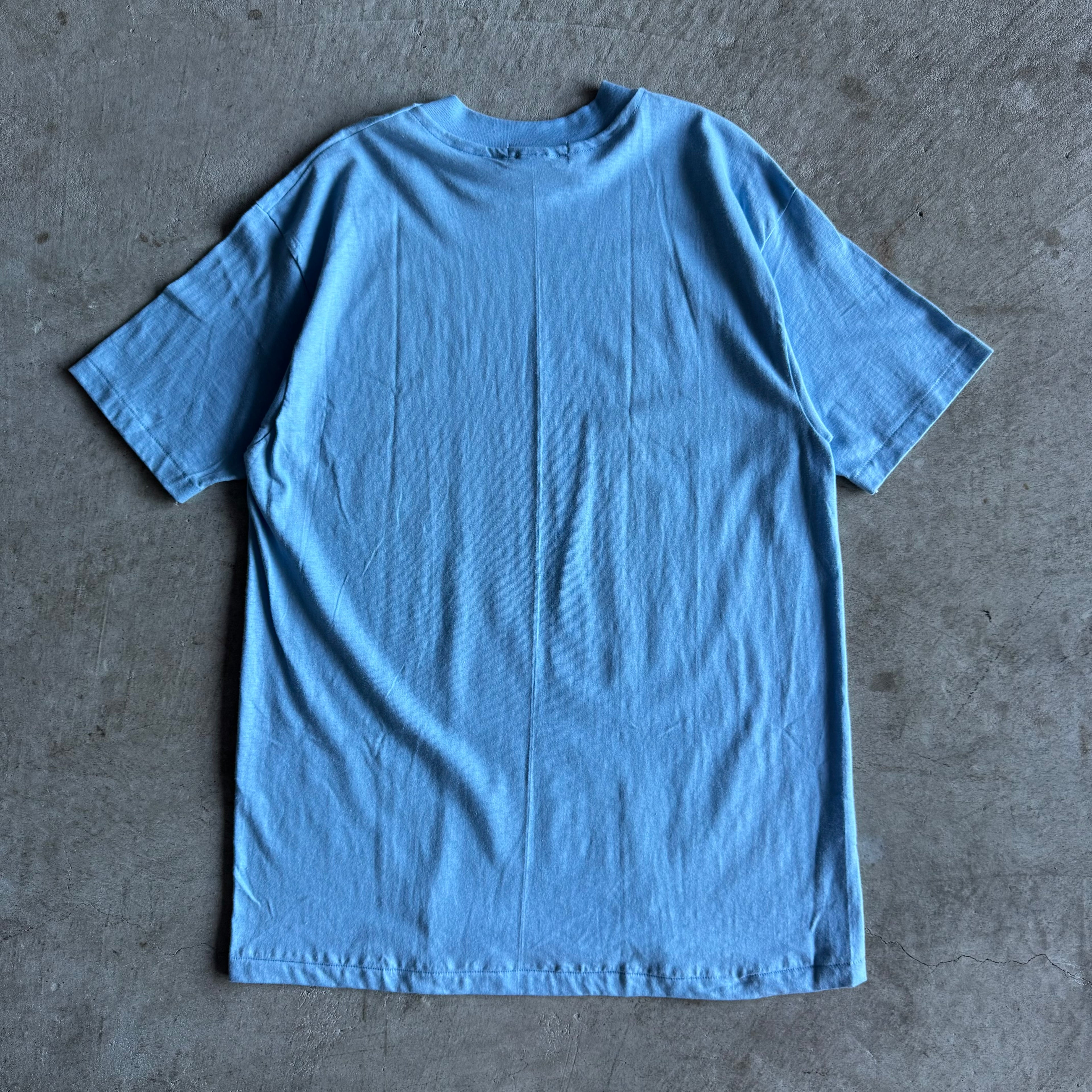 80s Porsche Limited Carrera Panamerica Blue Victory Poster T Shirt (XL)
